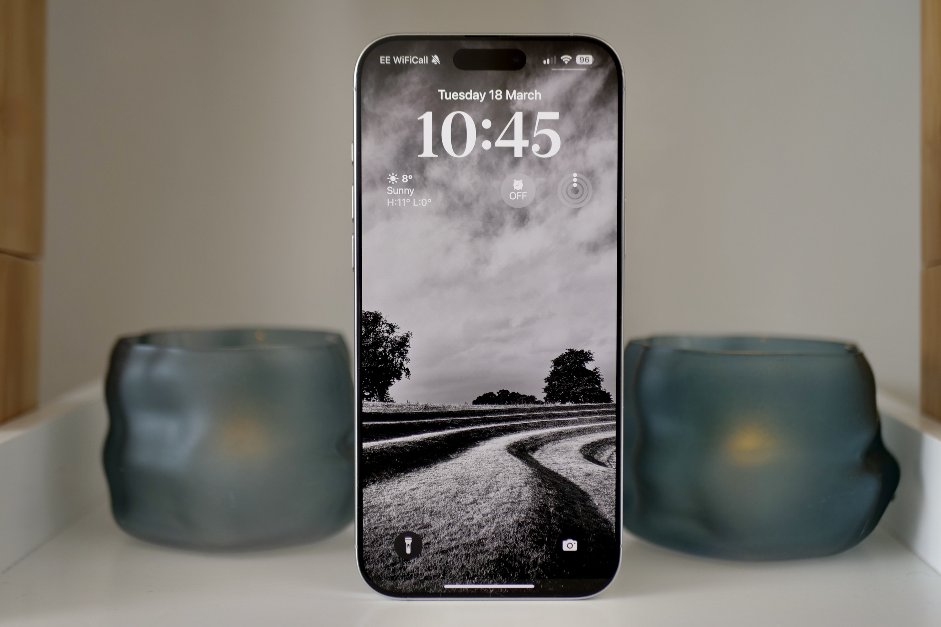 5 Essential Features iPhone 17 Needs for a Compelling Upgrade 6 The Apple iPhone 16 Pro Max's lock screen.