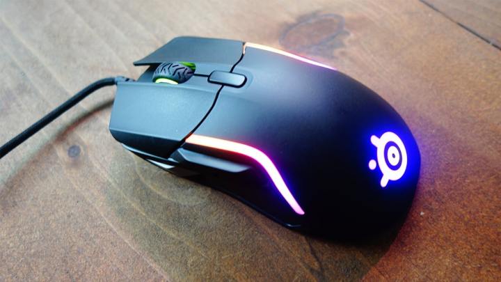 Ultimate Guide to Buying the Best Gaming Mouse in 2025 8 The SteelSeries Rival 5 gaming mouse