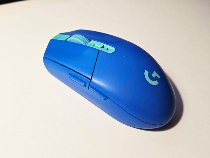 Ultimate Guide to Buying the Best Gaming Mouse in 2025 11 The Logitech G305 Lightspeed gaming mouse.