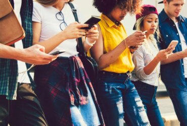 64% of Teens Use AI Chatbots for Mental Health: A Growing Trend 21 64% of Teens Use AI Chatbots for Mental Health: A Growing Trend