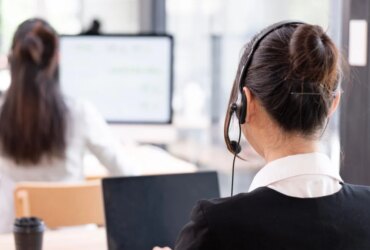 How Scammers Exploit AI with Fake Customer Support Numbers 20 How Scammers Exploit AI with Fake Customer Support Numbers