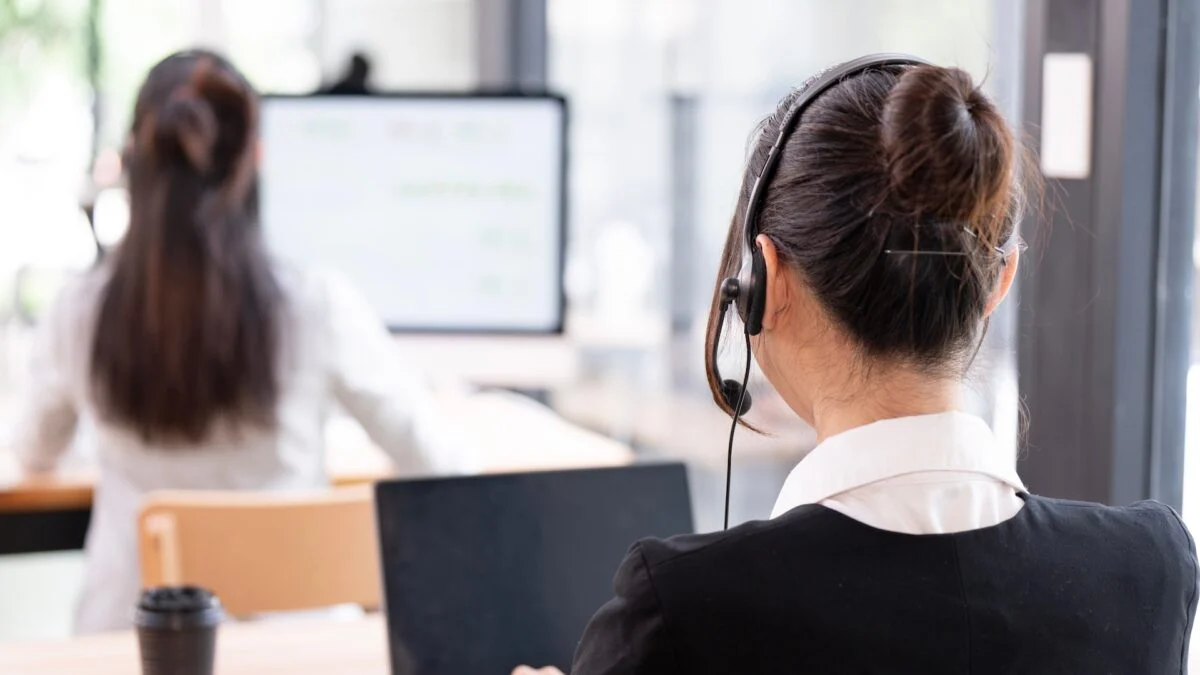 How Scammers Exploit AI with Fake Customer Support Numbers 5 How Scammers Exploit AI with Fake Customer Support Numbers