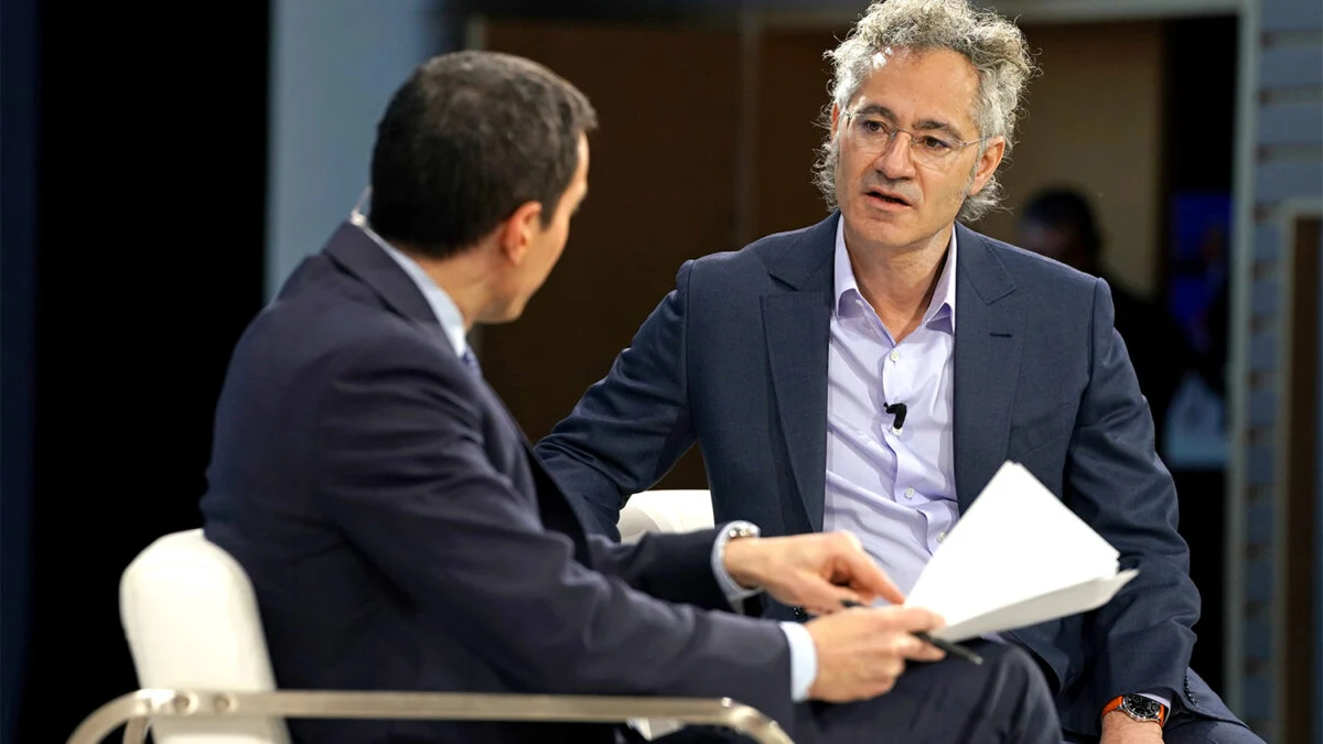 Palantir CEO Advocates Controversial War Crimes Stance for Business Growth 5 Palantir CEO Advocates Controversial War Crimes Stance for Business Growth