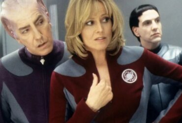 Sigourney Weaver Hopes for ‘Galaxy Quest’ Re-release in Honor of Alan Rickman 5 Sigourney Weaver Hopes for ‘Galaxy Quest’ Re-release in Honor of Alan Rickman