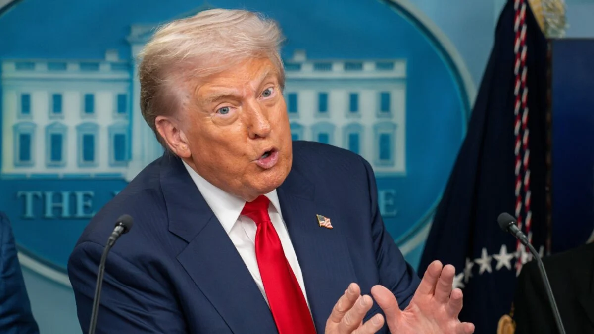Trump Boosts Gas Guzzlers: Auto Giants Split Over New Policies 5 Trump Boosts Gas Guzzlers: Auto Giants Split Over New Policies