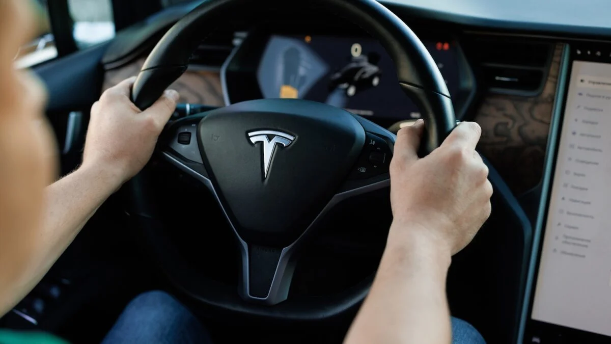EV Adoption Slowing: Price & Range Concerns 5 EV Adoption Slowing: Price & Range Concerns