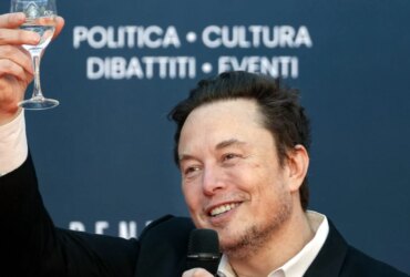 Elon Musk Open Sources “Dumb” X Algorithm 7 Elon Musk Open Sources “Dumb” X Algorithm