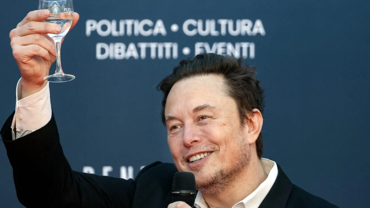 Elon Musk Open Sources “Dumb” X Algorithm