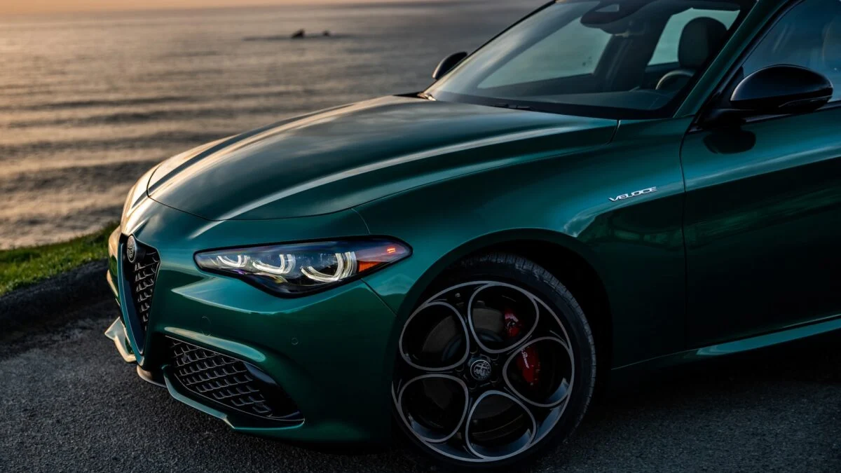 Stellantis Loses $26.3B; Jeep Parent Reverts to Combustion Engines 5 Stellantis Loses $26.3B; Jeep Parent Reverts to Combustion Engines