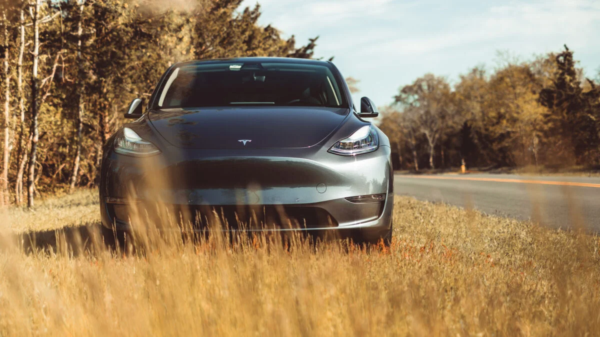 Tesla Lawsuit: Trapped Driver’s 911 Call Before Death 5 Tesla Lawsuit: Trapped Driver’s 911 Call Before Death
