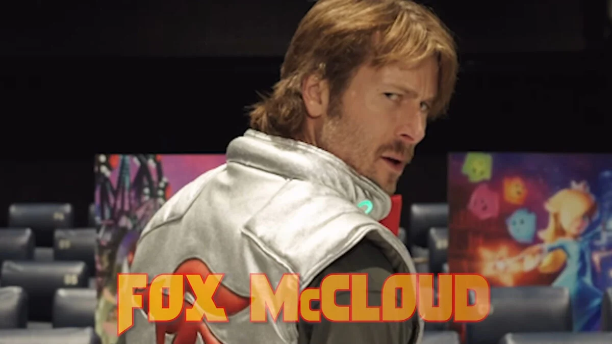 Glen Powell as Fox McCloud in Super Mario Galaxy – Star Fox Cosplay 5 Glen Powell as Fox McCloud in Super Mario Galaxy – Star Fox Cosplay