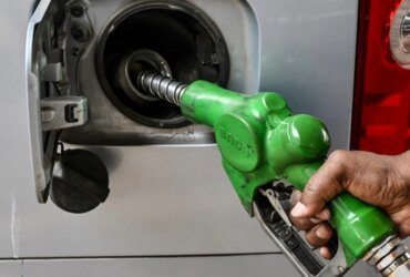 Kevin Hassett: War 4-6 Weeks as Trump Advisor Shrugs at Gas Rationing 12 Kevin Hassett: War 4-6 Weeks as Trump Advisor Shrugs at Gas Rationing