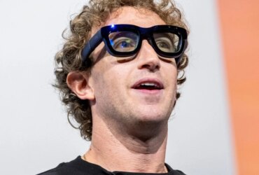 Mark Zuckerberg Is a Bot: New Clippy Chatbot for Employees 103 Mark Zuckerberg Is a Bot: New Clippy Chatbot for Employees
