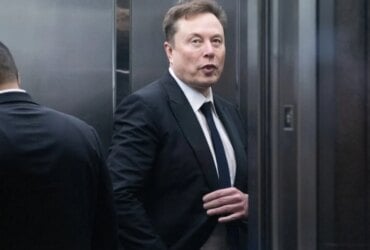Elon Musk, Tim Cook Join Trump on China Trip; Jensen Huang Uninvited 7 Elon Musk, Tim Cook Join Trump on China Trip; Jensen Huang Uninvited