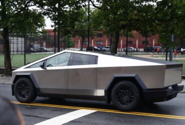 Tesla Recalls Cybertrucks Over Wheel Detachment, Exposes Poor Sales 6 Tesla Recalls Cybertrucks Over Wheel Detachment, Exposes Poor Sales
