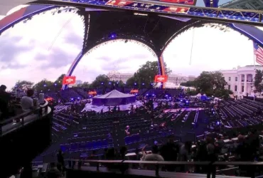 How UFC Freedom 250 at LA’s Hi-Tech Bar Helped Me Understand America 5 How UFC Freedom 250 at LA’s Hi-Tech Bar Helped Me Understand America