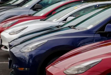 Europeans Buy Teslas Again: German Factory Ramps Up Hiring 5 Europeans Buy Teslas Again: German Factory Ramps Up Hiring