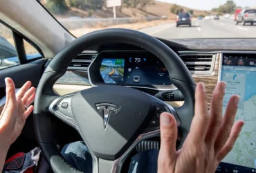 Tesla Owners Say FSD Contracts Were Quietly Altered to ‘Supervised’