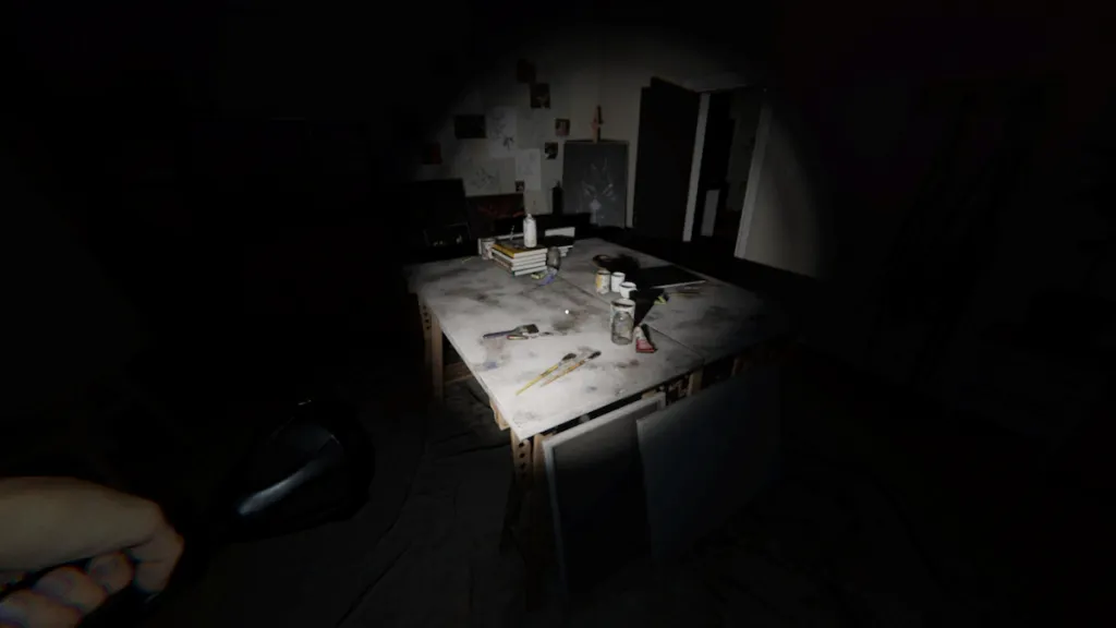 Phasmophobia 13 Willow Street Rework Map: Complete Guide & Tips 7 Art studio table in phasmophobia